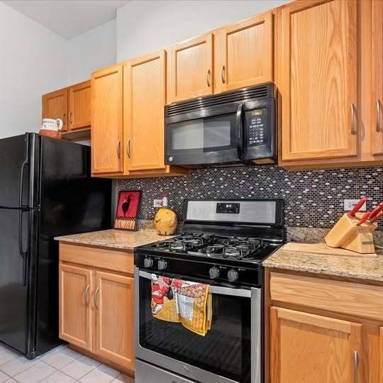 950 W Leland Avenue - Photo 9