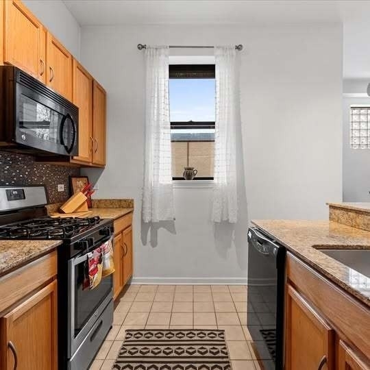 950 W Leland Avenue - Photo 5