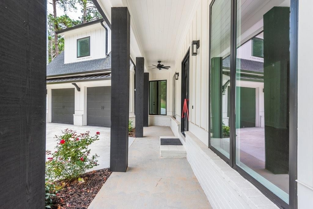 4056 Ashford Dunwoody Road Ne - Photo 10