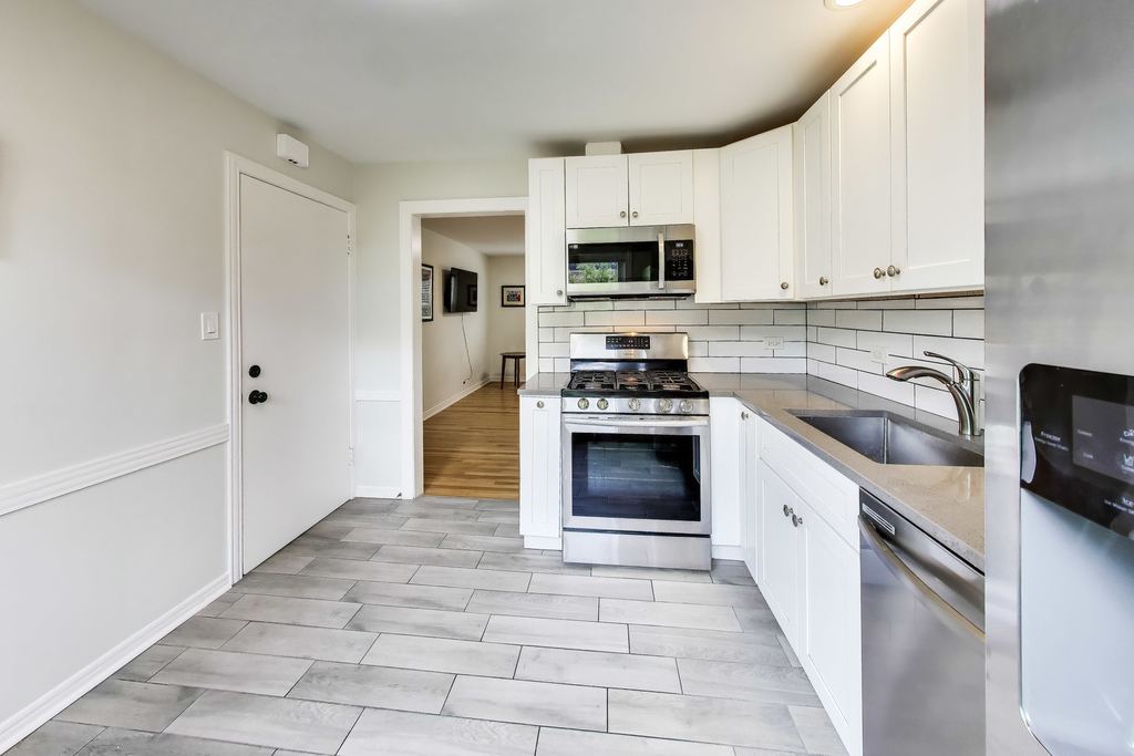 6407 N Normandy Avenue - Photo 7