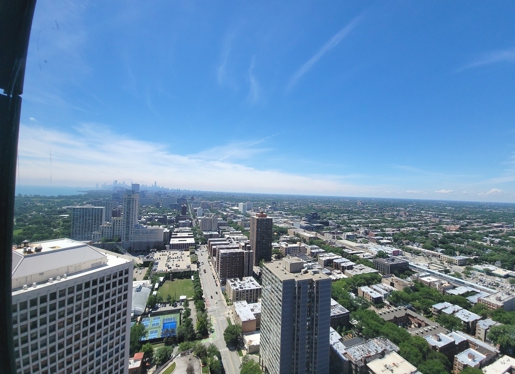 5415 N Sheridan Road - Photo 1