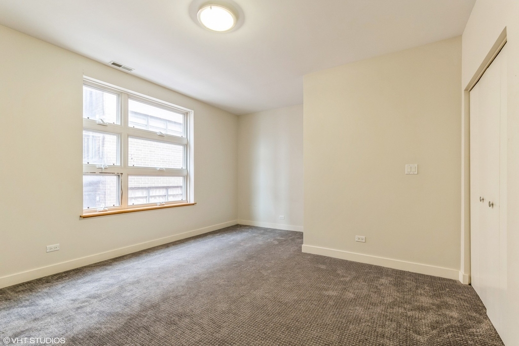 7209 N Oakley Avenue - Photo 6
