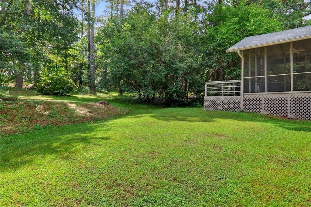 447 Cove Drive - Photo 18