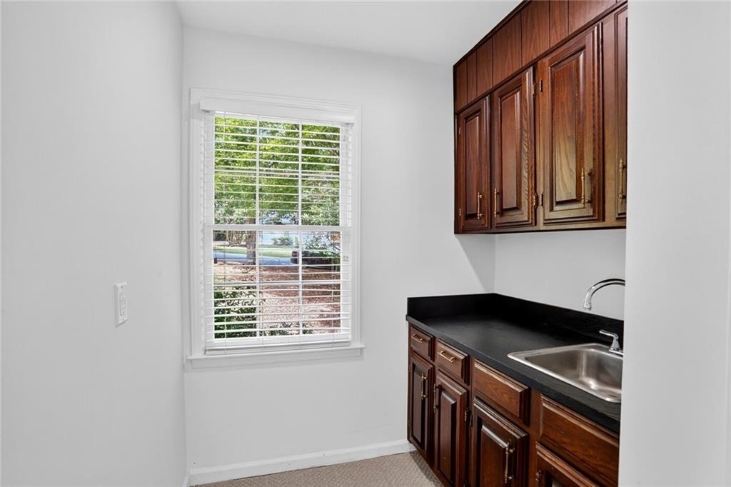 447 Cove Drive - Photo 8
