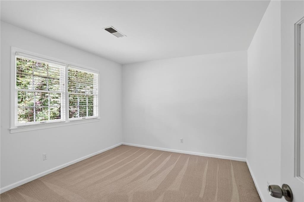 447 Cove Drive - Photo 14