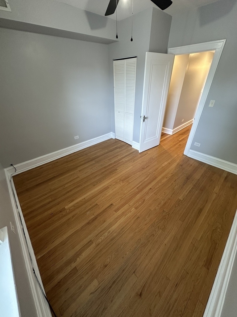 5735 W Wellington Avenue - Photo 11