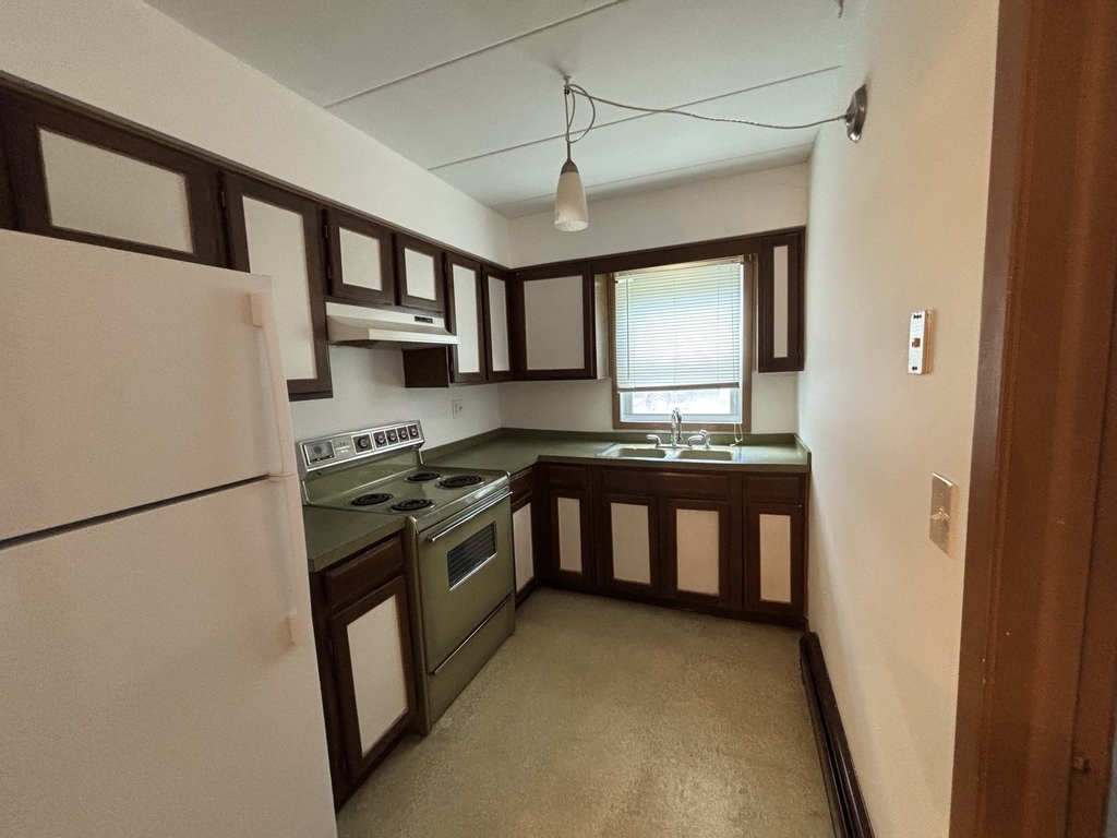581 Burlington Avenue - Photo 1
