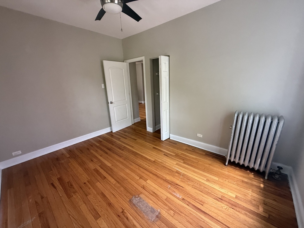 836 E 53rd Street - Photo 10