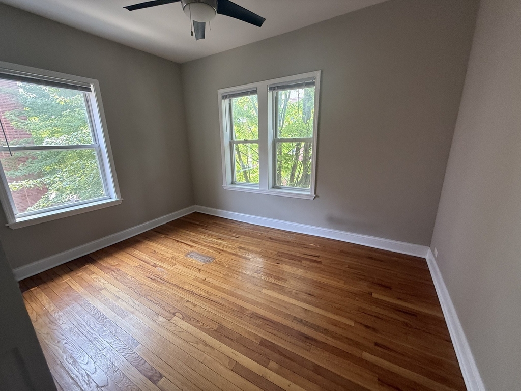 836 E 53rd Street - Photo 9