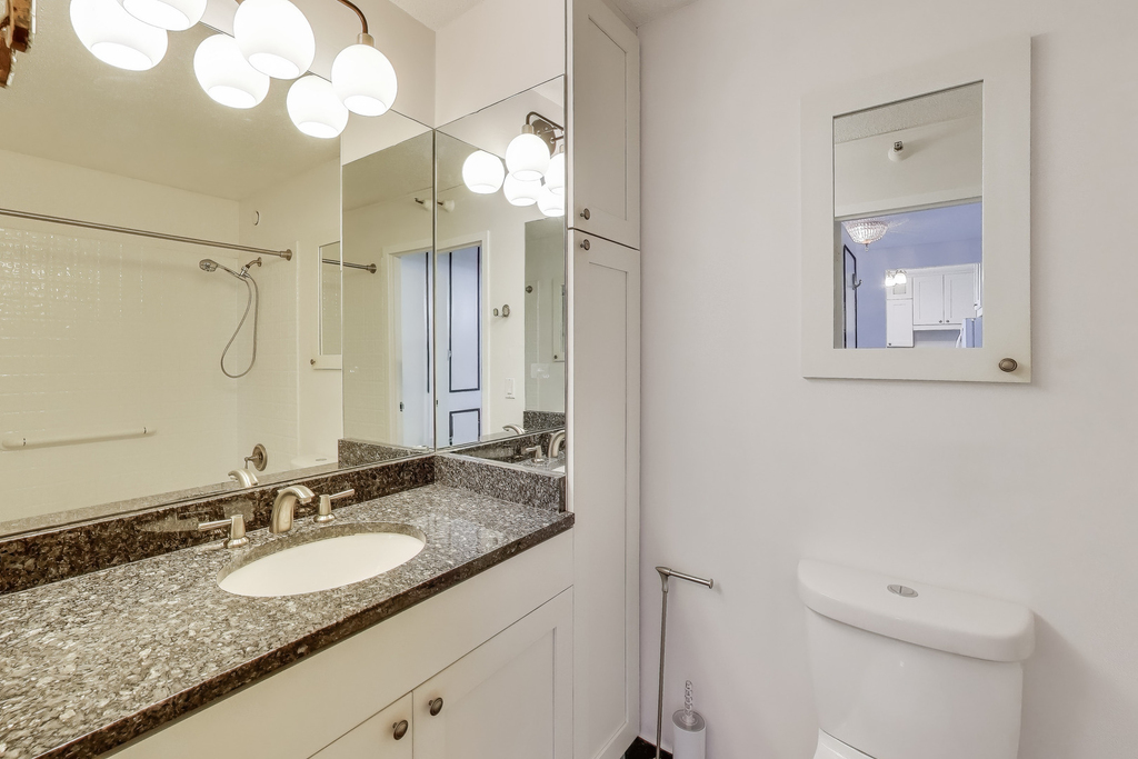 10 E Ontario Street - Photo 16