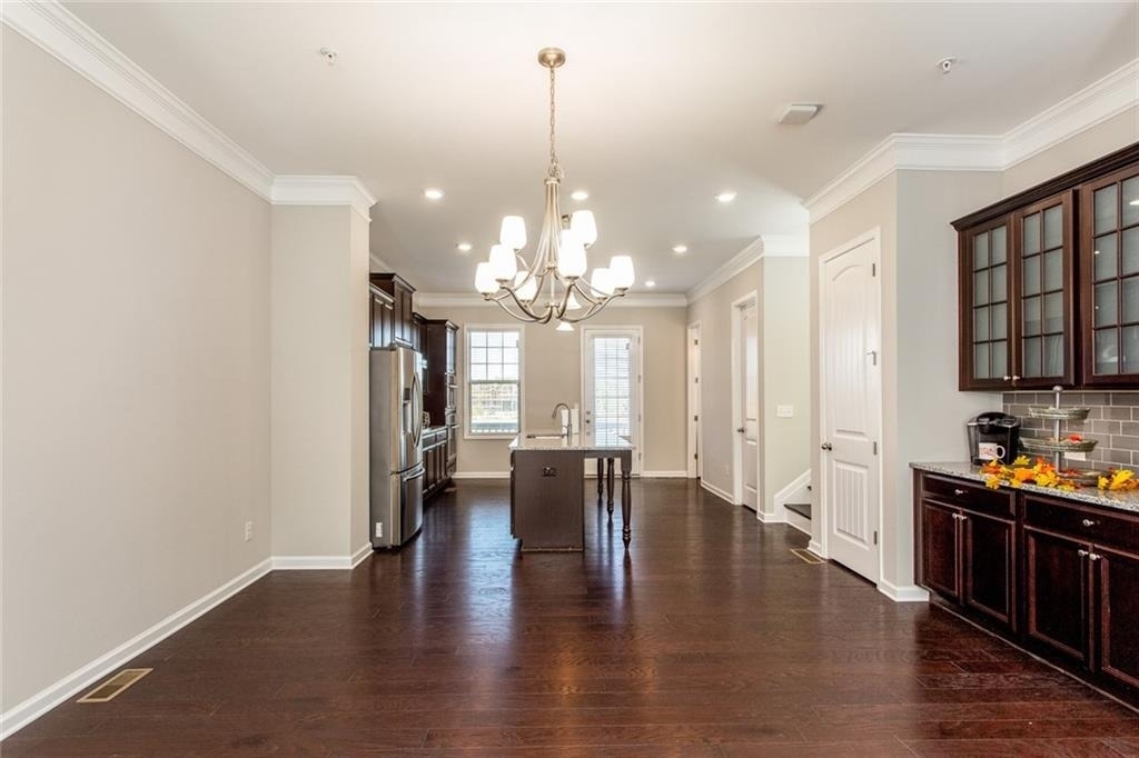 335 Beacons Place - Photo 12