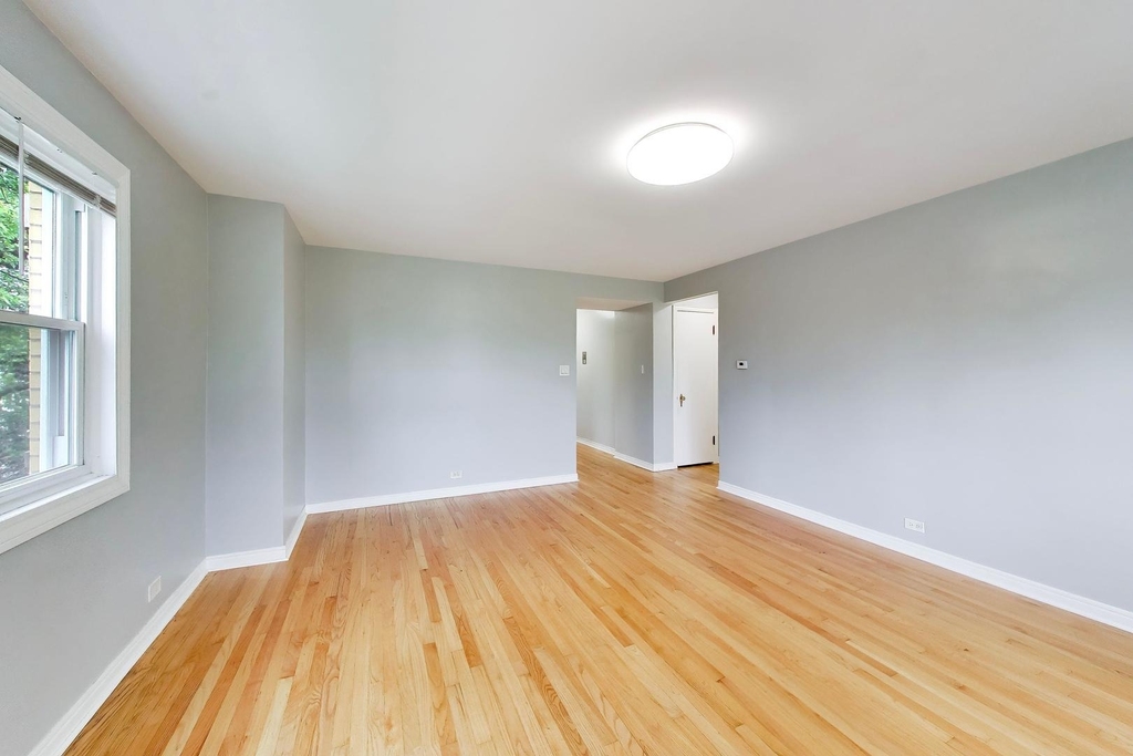 6405 N Normandy Avenue - Photo 4