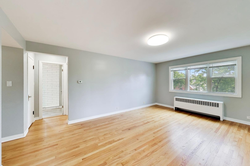 6405 N Normandy Avenue - Photo 3