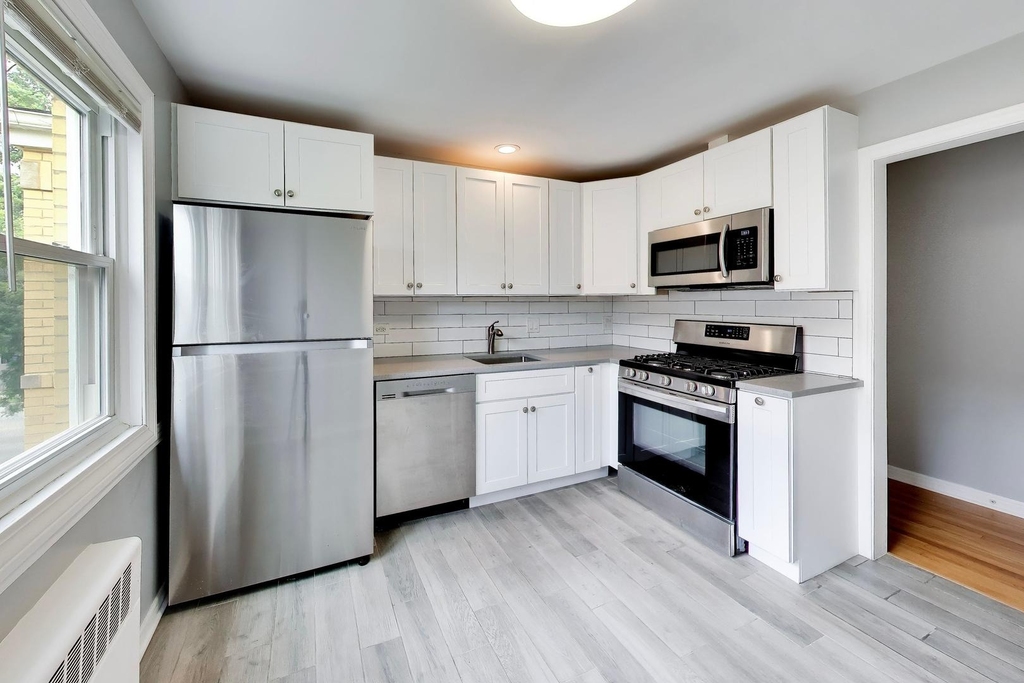 6405 N Normandy Avenue - Photo 7