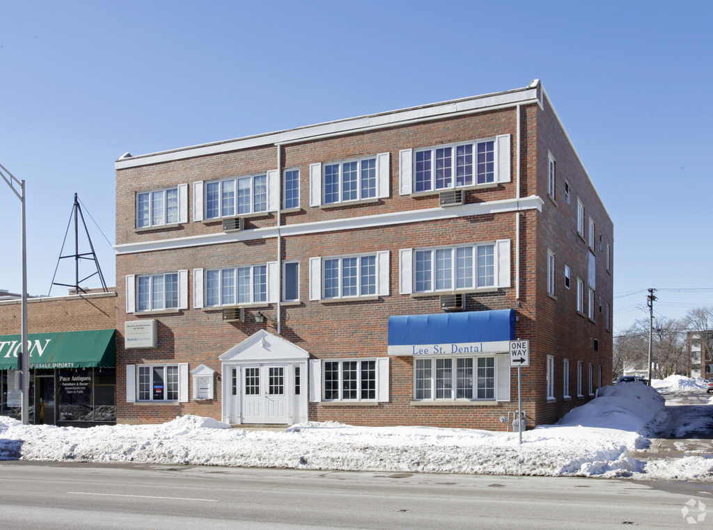 790 Lee Street - Photo 0
