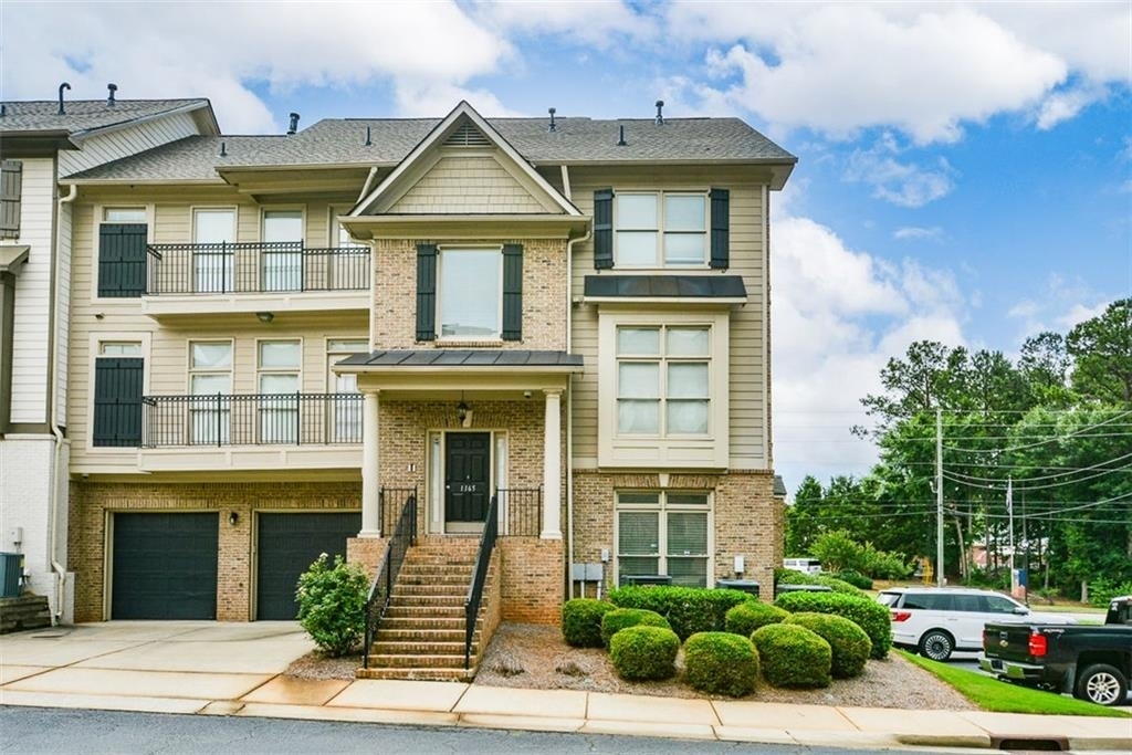 1165 Laurel Place Se - Photo 0