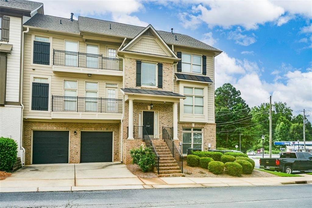 1165 Laurel Place Se - Photo 1