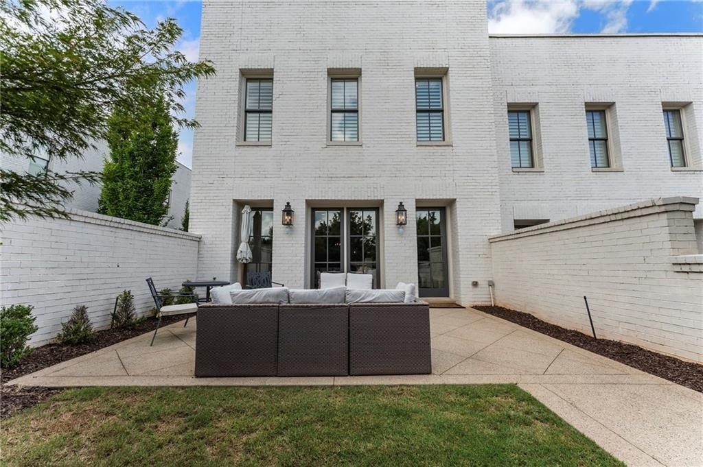 323 S Esplanade - Photo 4