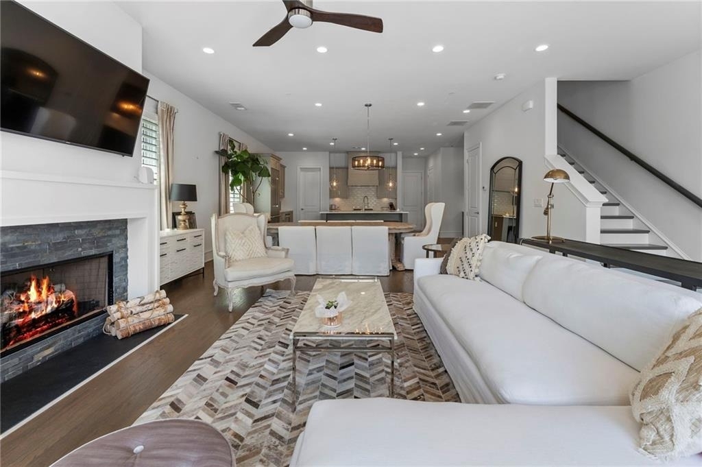 323 S Esplanade - Photo 11