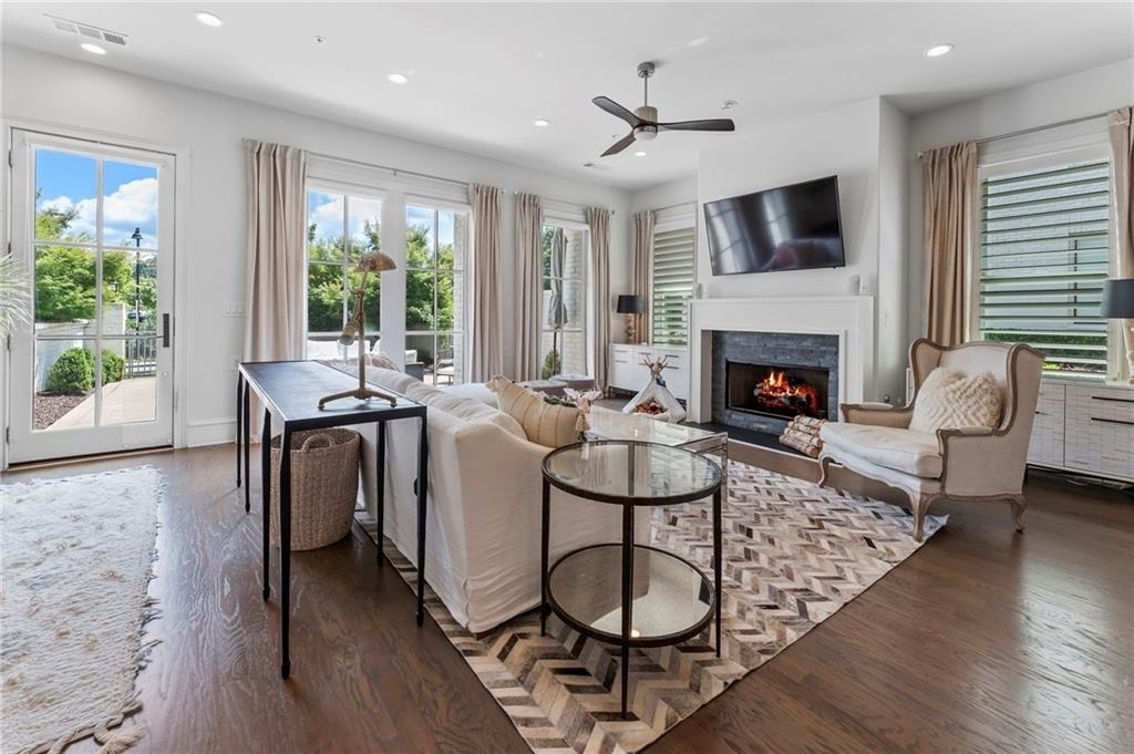 323 S Esplanade - Photo 7