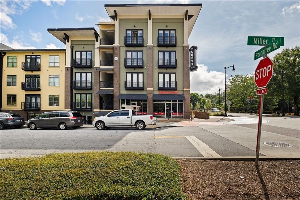 5300 Peachtree Road - Photo 25