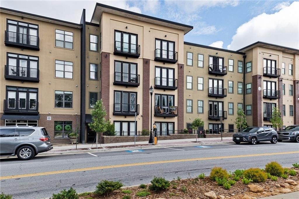 5300 Peachtree Road - Photo 1