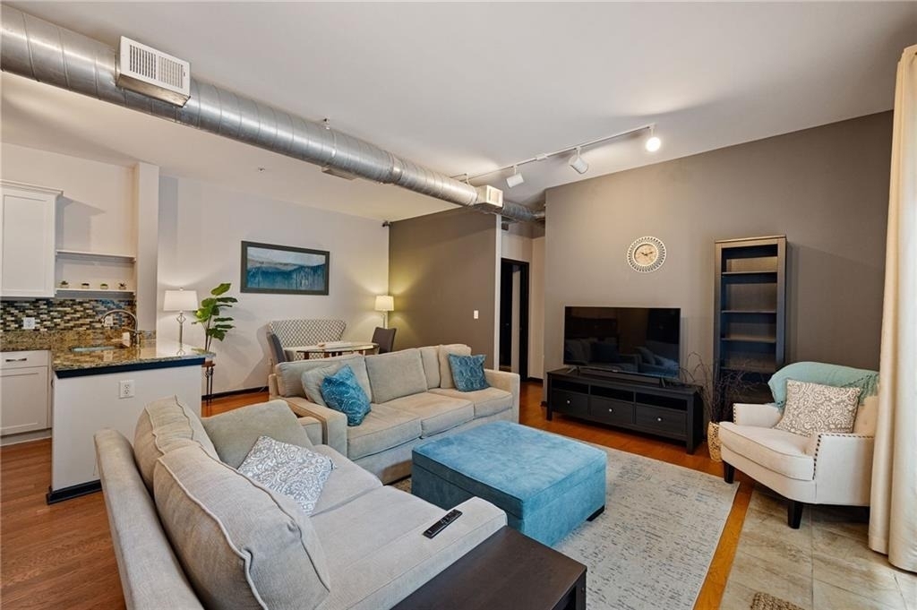 5300 Peachtree Road - Photo 12