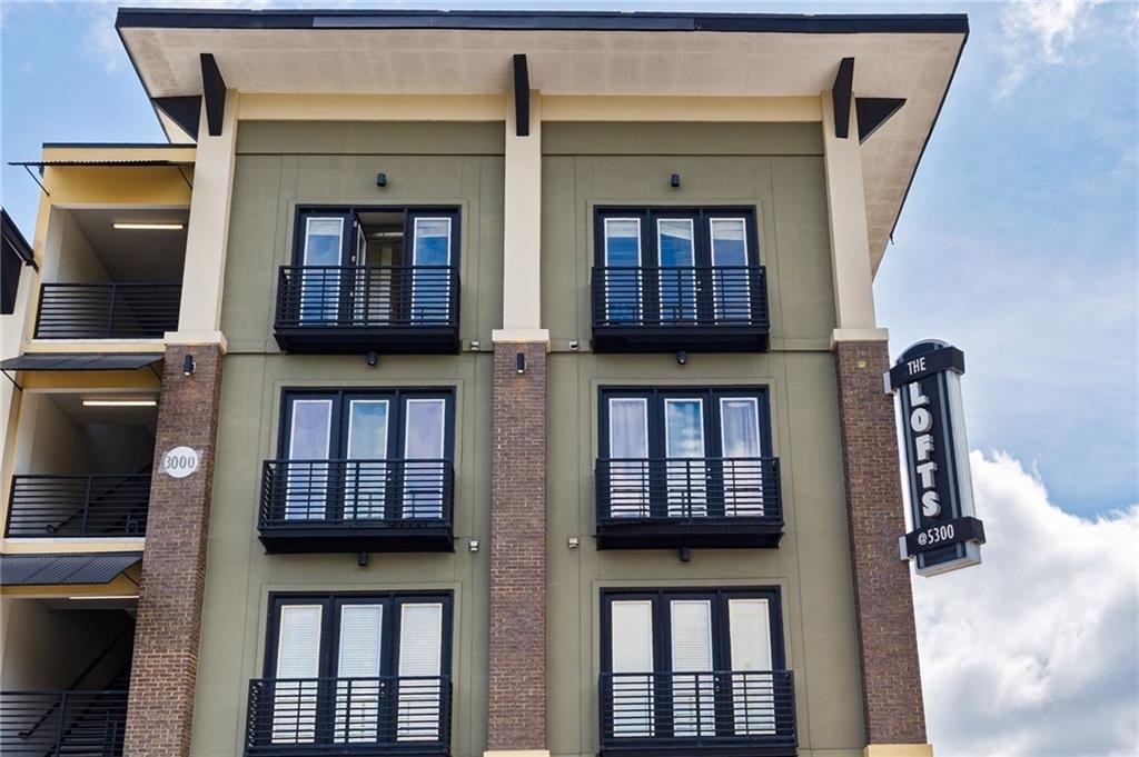 5300 Peachtree Road - Photo 24