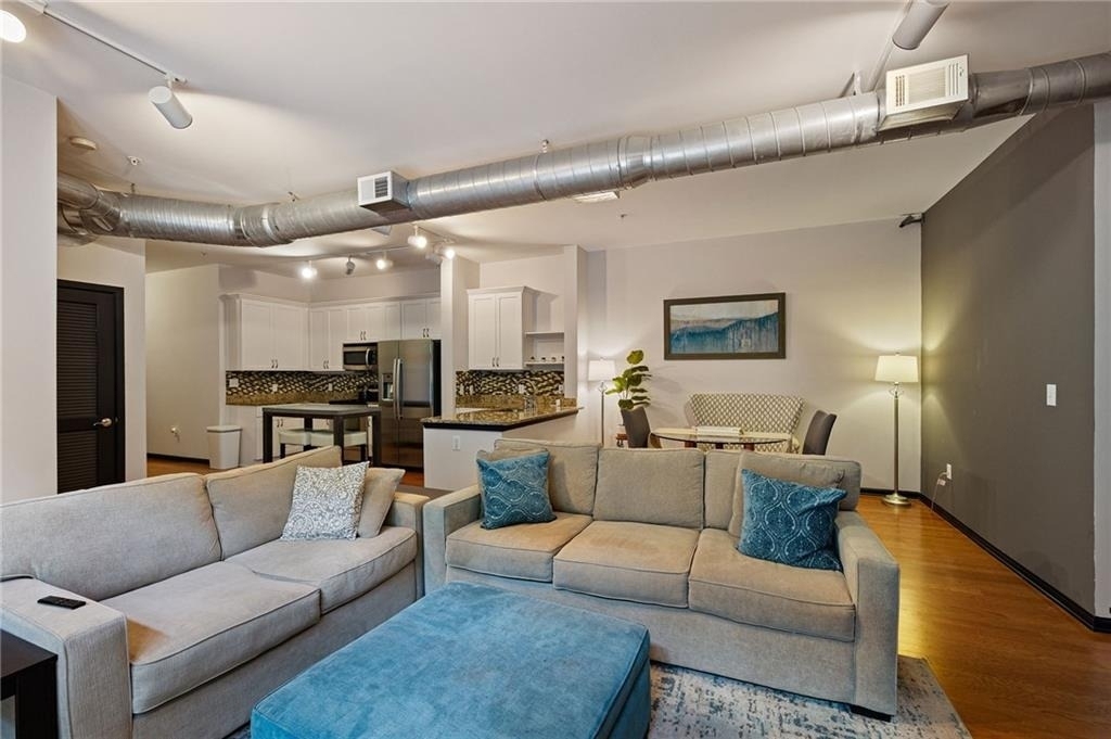 5300 Peachtree Road - Photo 13