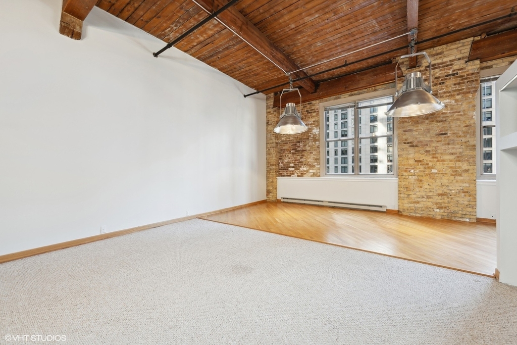 540 N Lake Shore Drive - Photo 3