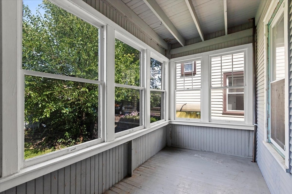 5344 W Eddy Street - Photo 8