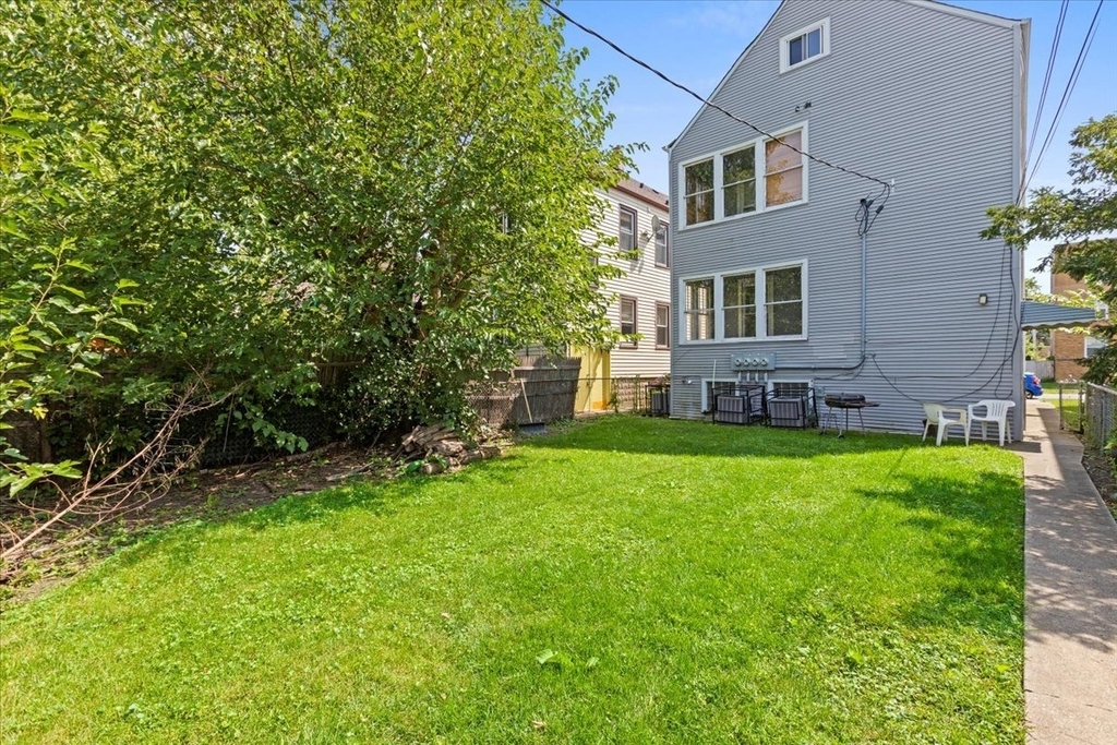 5344 W Eddy Street - Photo 7