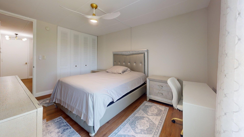 16 E Old Willow Road - Photo 9
