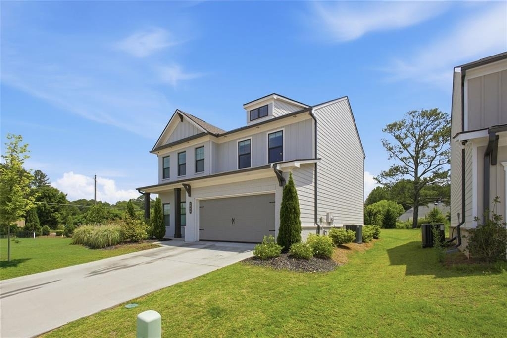 2700 Westgate Park Drive - Photo 2
