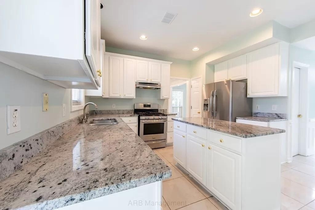 3985 Shallowford Green Court - Photo 5