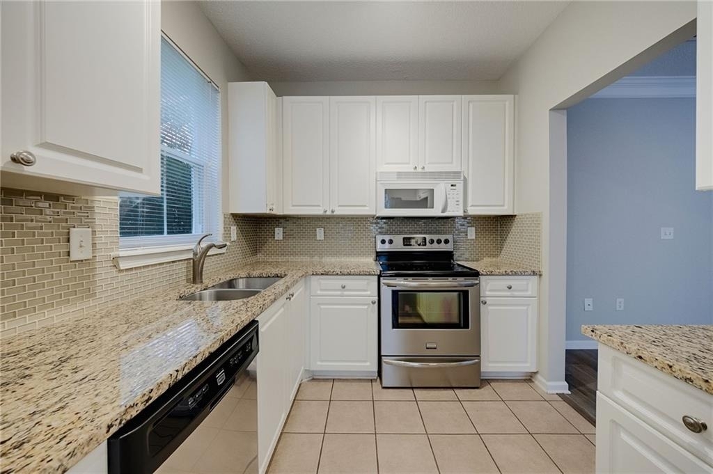 10 Perimeter Summit Boulevard Ne - Photo 25