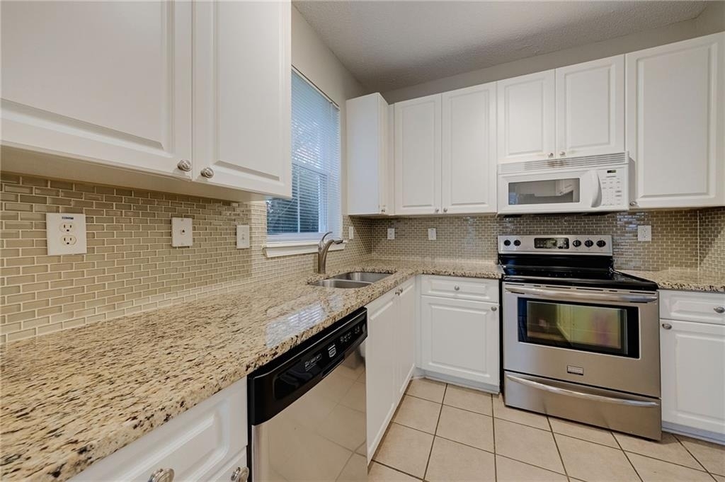 10 Perimeter Summit Boulevard Ne - Photo 28