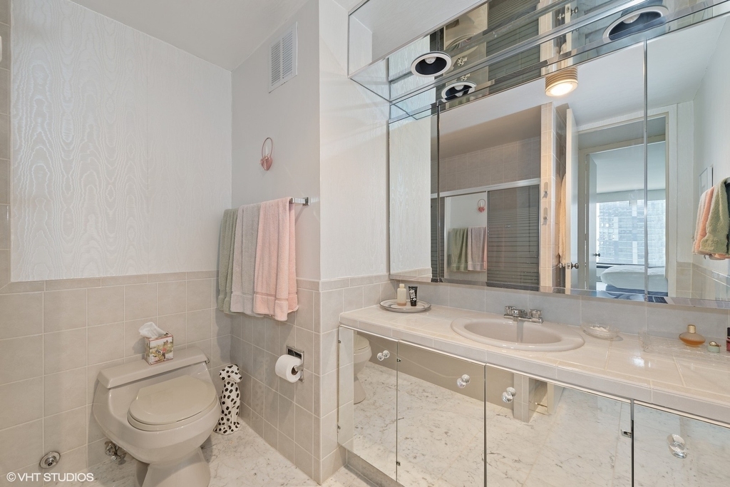 505 N Lake Shore Drive - Photo 6