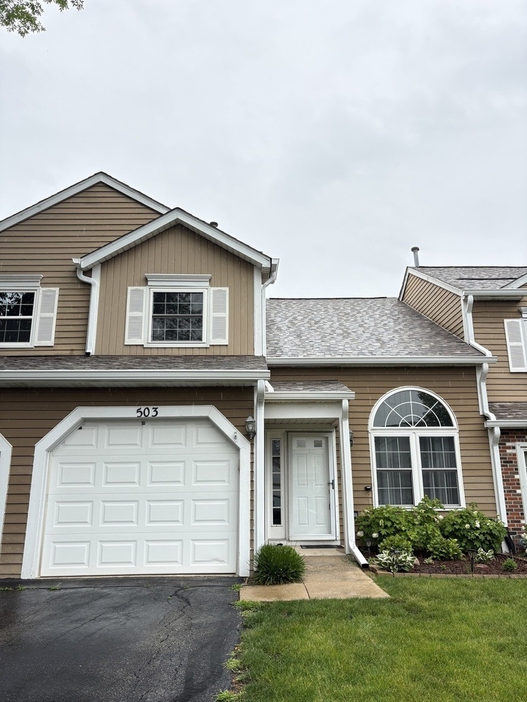 503 Ascot Lane - Photo 0