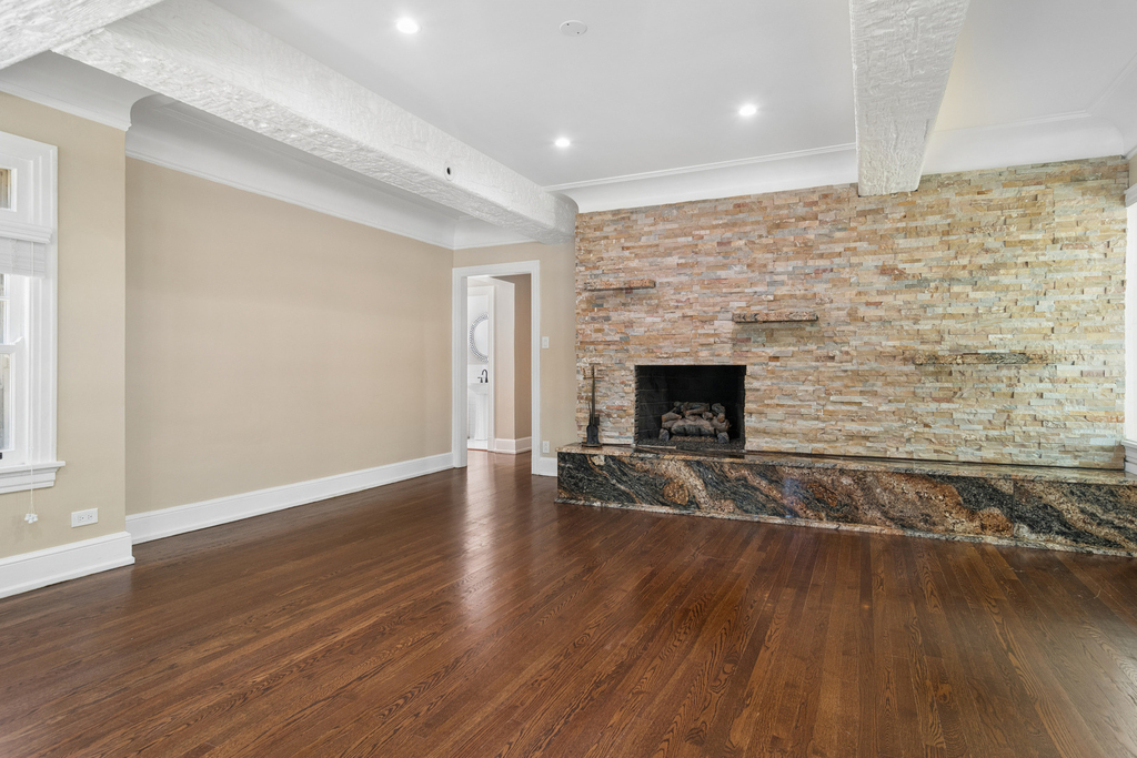 2247 W Estes Avenue - Photo 5