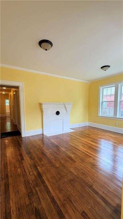 403 E Elm Street - Photo 2