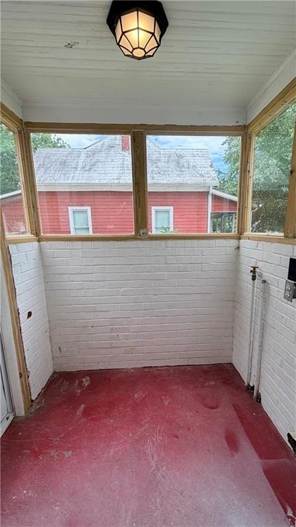 403 E Elm Street - Photo 17