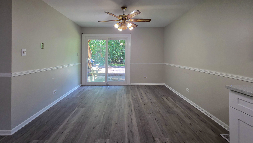 16724 Hillside Place - Photo 5