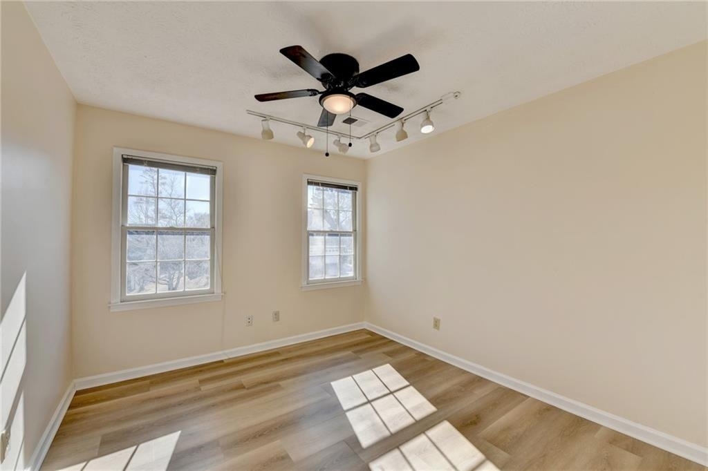 3945 Genoa Court - Photo 36