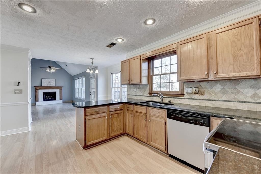 3945 Genoa Court - Photo 17