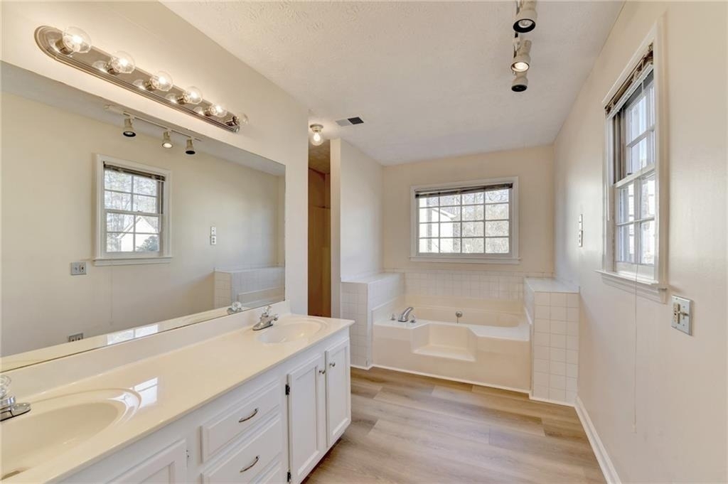 3945 Genoa Court - Photo 44