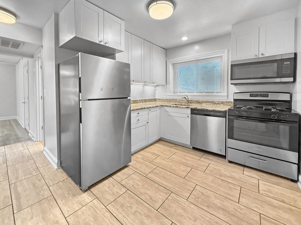 4850 Wright Terrace - Photo 5