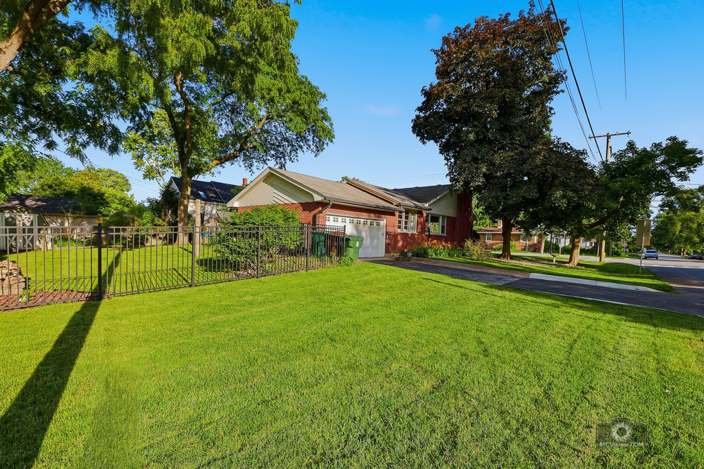 6456 W 175th Street - Photo 33