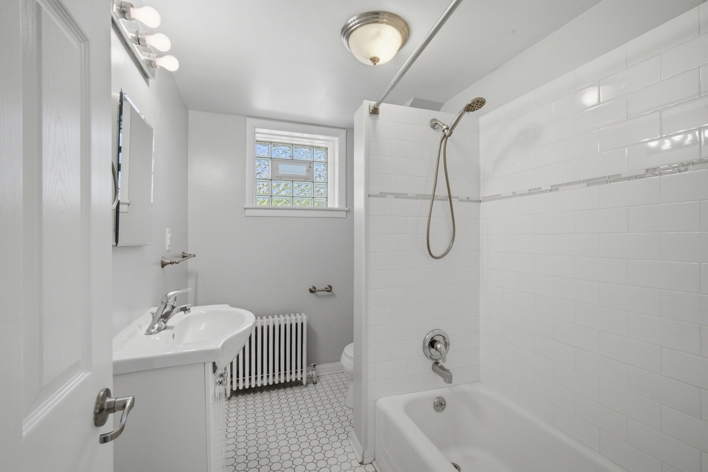 7314 N Crawford Avenue - Photo 6