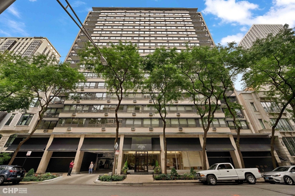 33 E Cedar Street - Photo 0